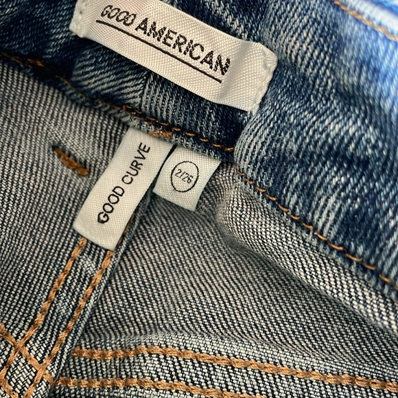 Good American distressed blue jeans size 2/26 good curve stretchy - Picture 6 of 8
